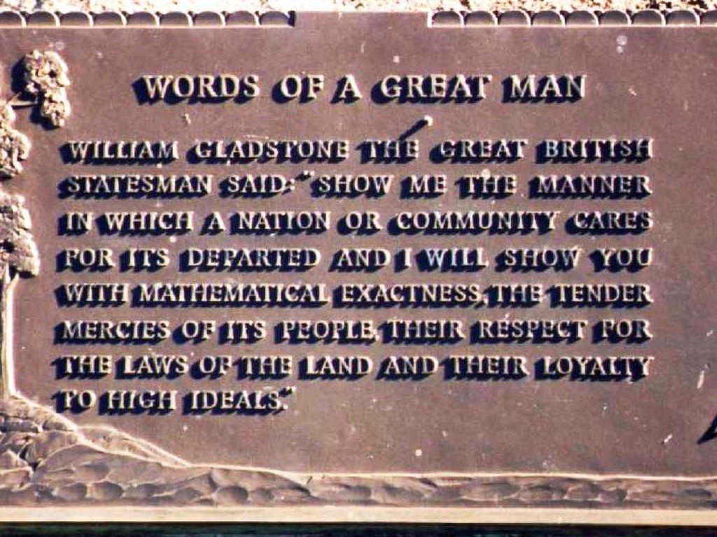 Drayton Wall of Remembrance - Plaque