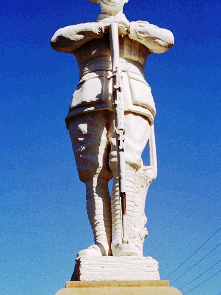 Dulacca War Memorial Digger