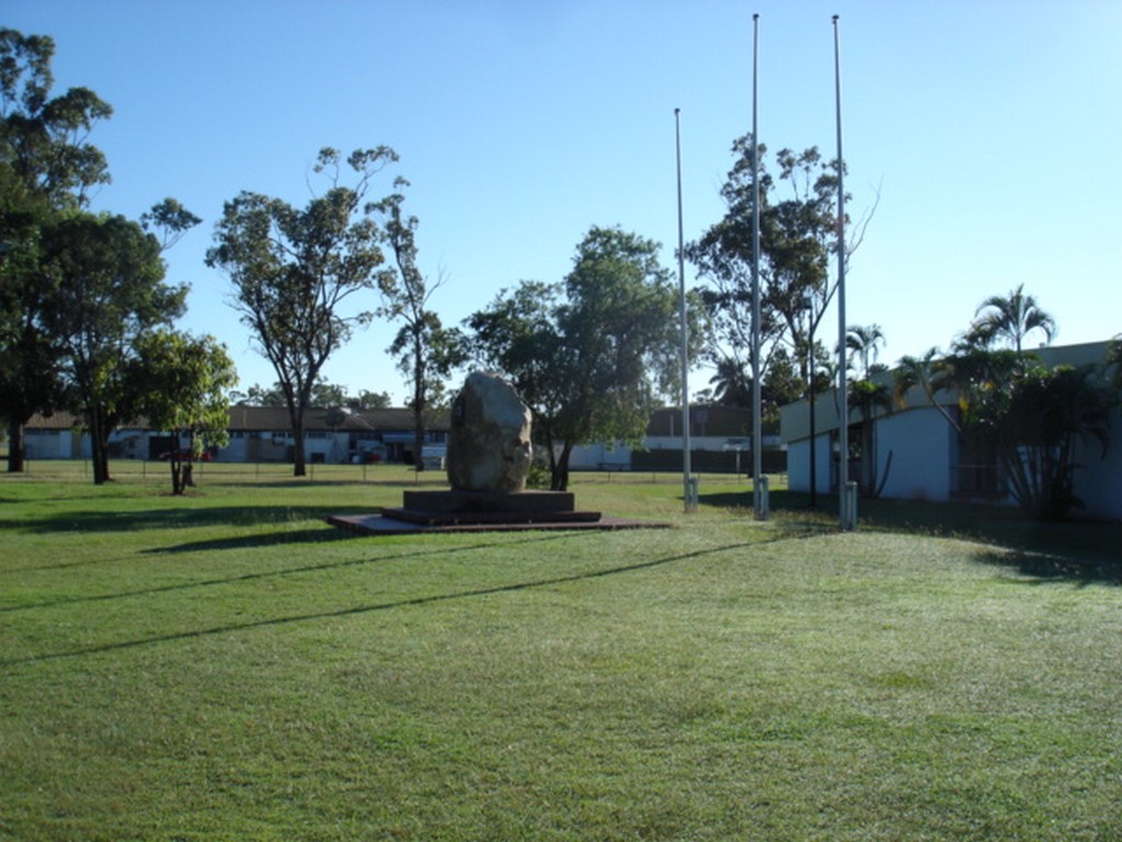 Dysart Cenotaph