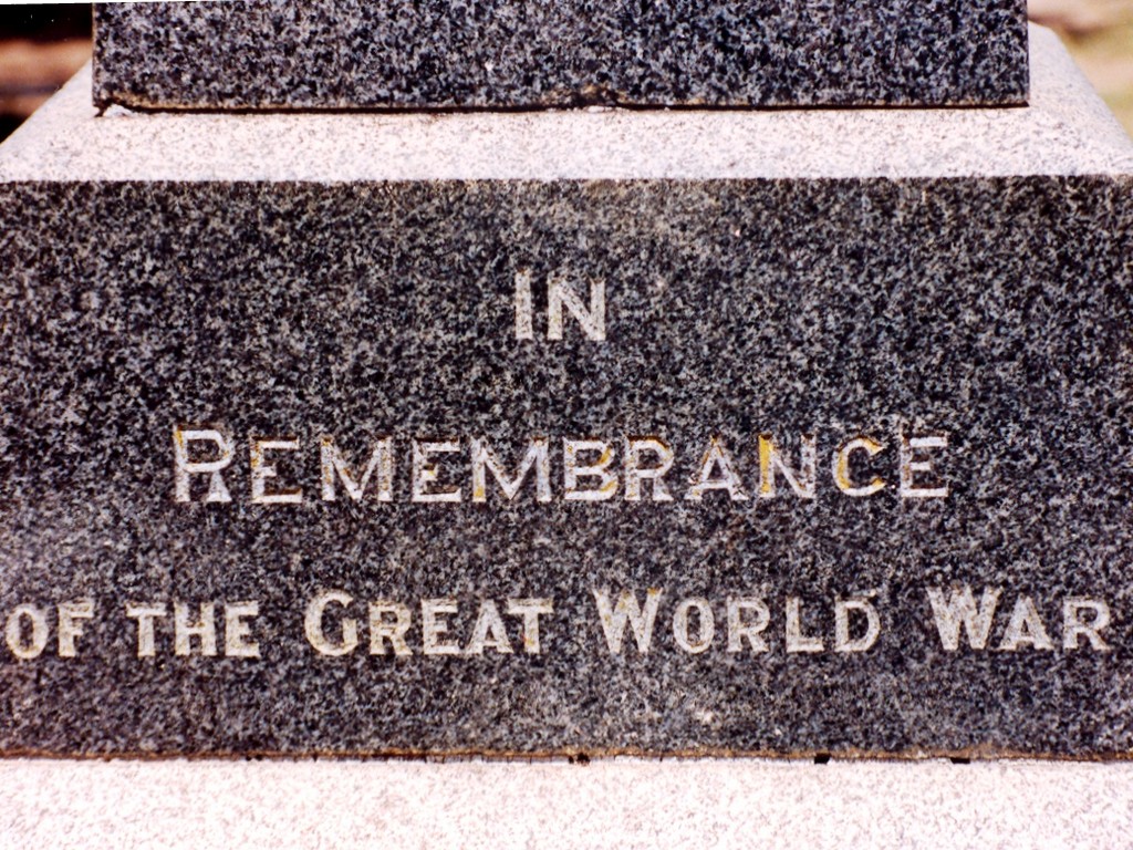 Eidsvold War Memorial - Left Panel