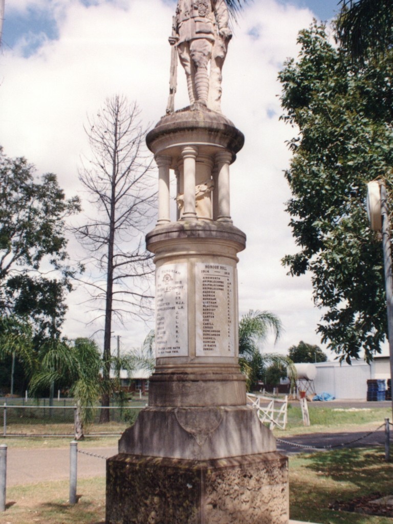 Forest Hill War Memorial (Digger)