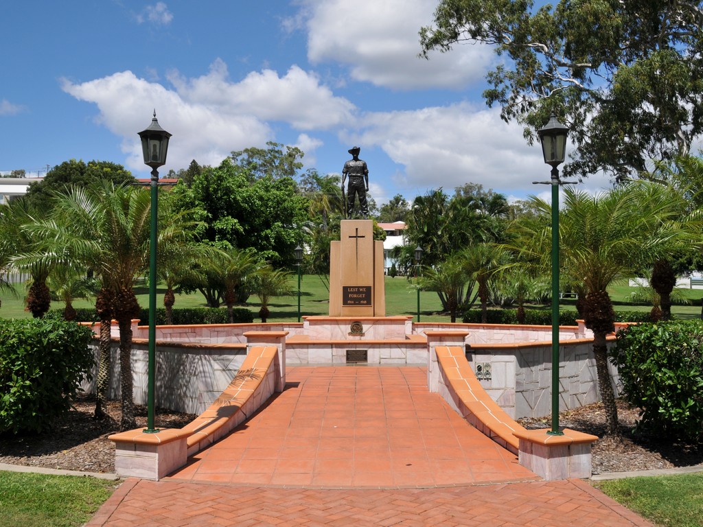 Anzac Park, looking south to the cenotaph from the Tank Street entrance.