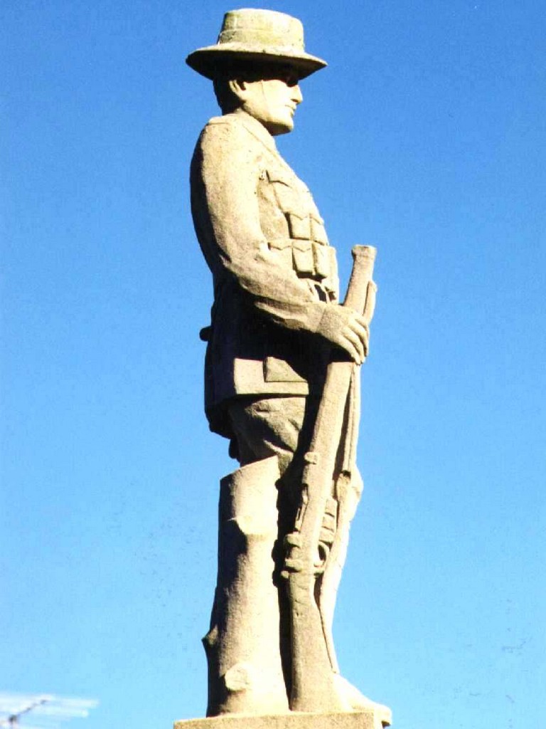 Greenmount War Memorial (Digger)