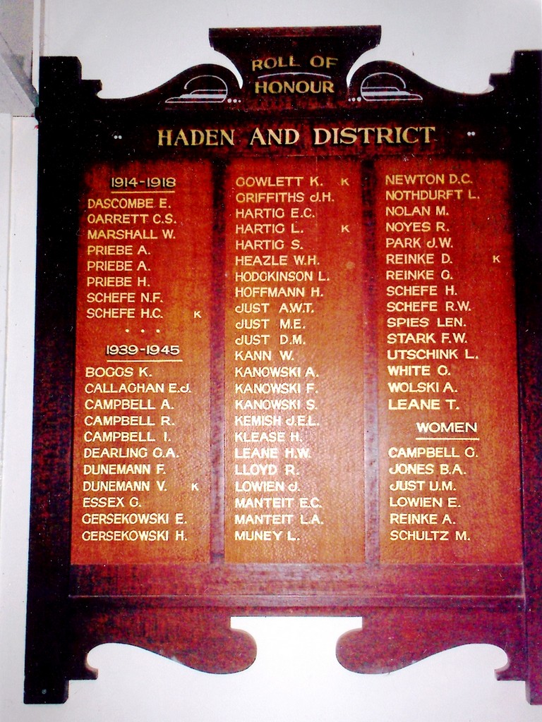 Haden War Memorial - 2009