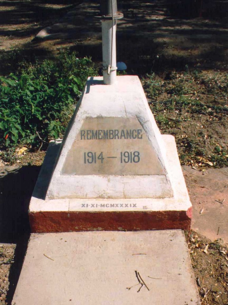 Homestead State School War Memorial - WWI plaque