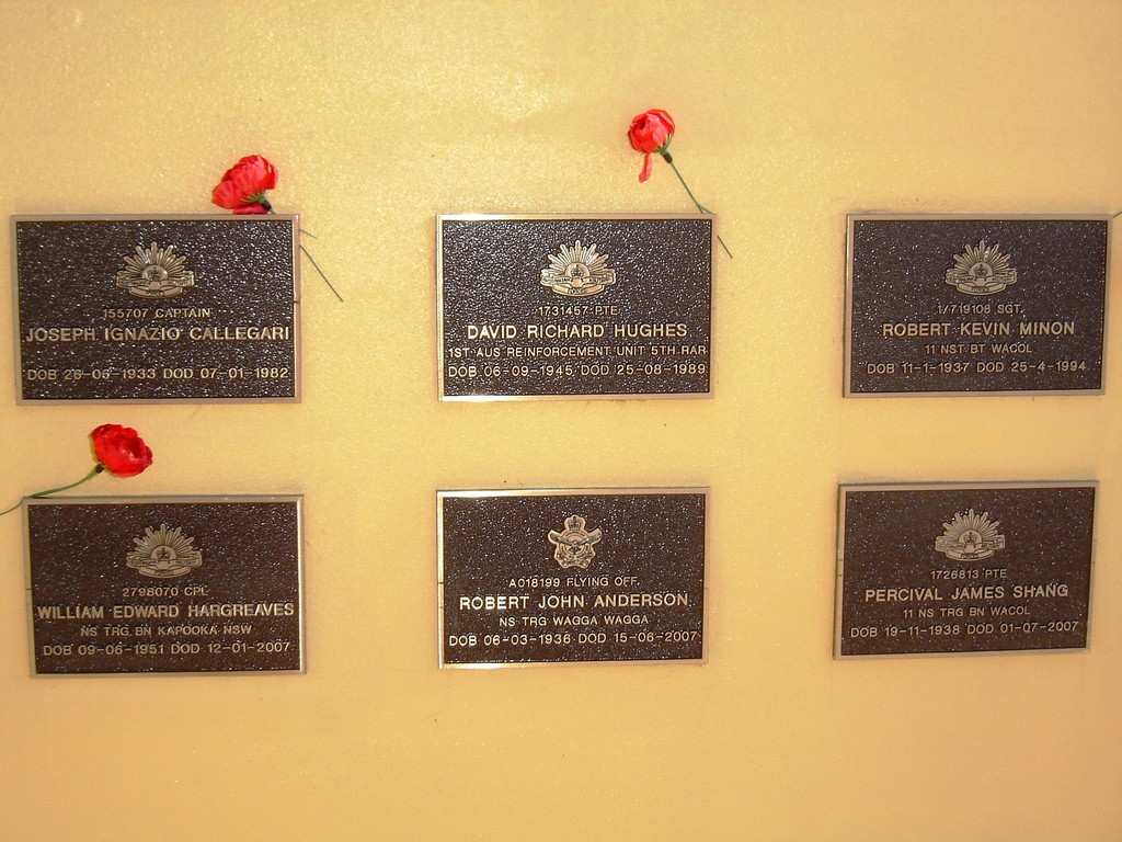 Innisfail National Service Memorial