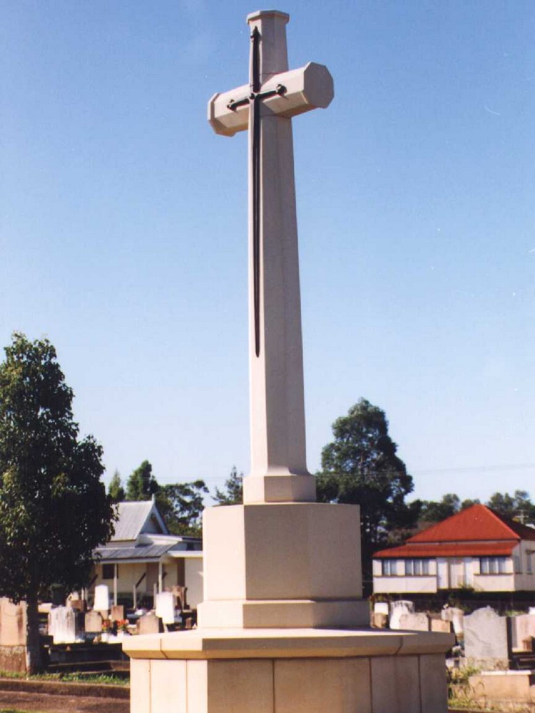 Ipswich Cemetery Cross of Sacrifice