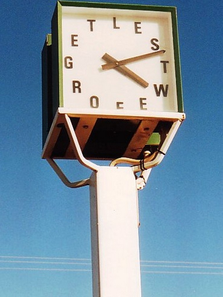 Jandowae Memorial Clocks