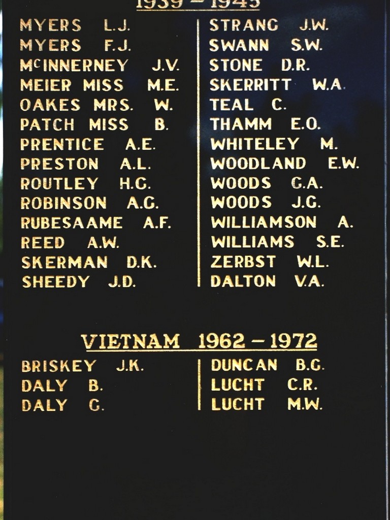 Kaimkillenbun War Memorial Plaque