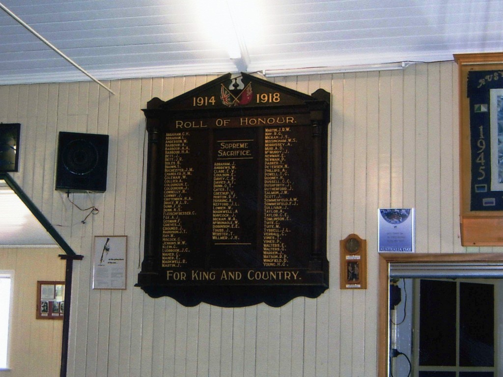 Kumbia School of Arts WWI Honour Board - setting
