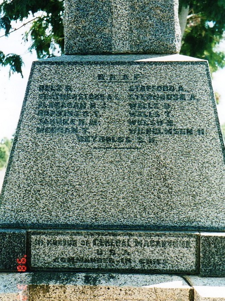 Lakes Creek War Memorial - RAAF plaque