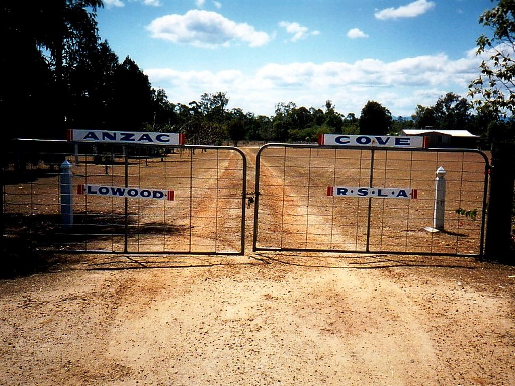 Lowood RSL Anzac Cove Memorial - Gates