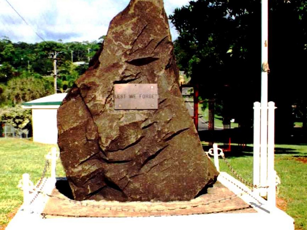 Mapleton Memorial Stone