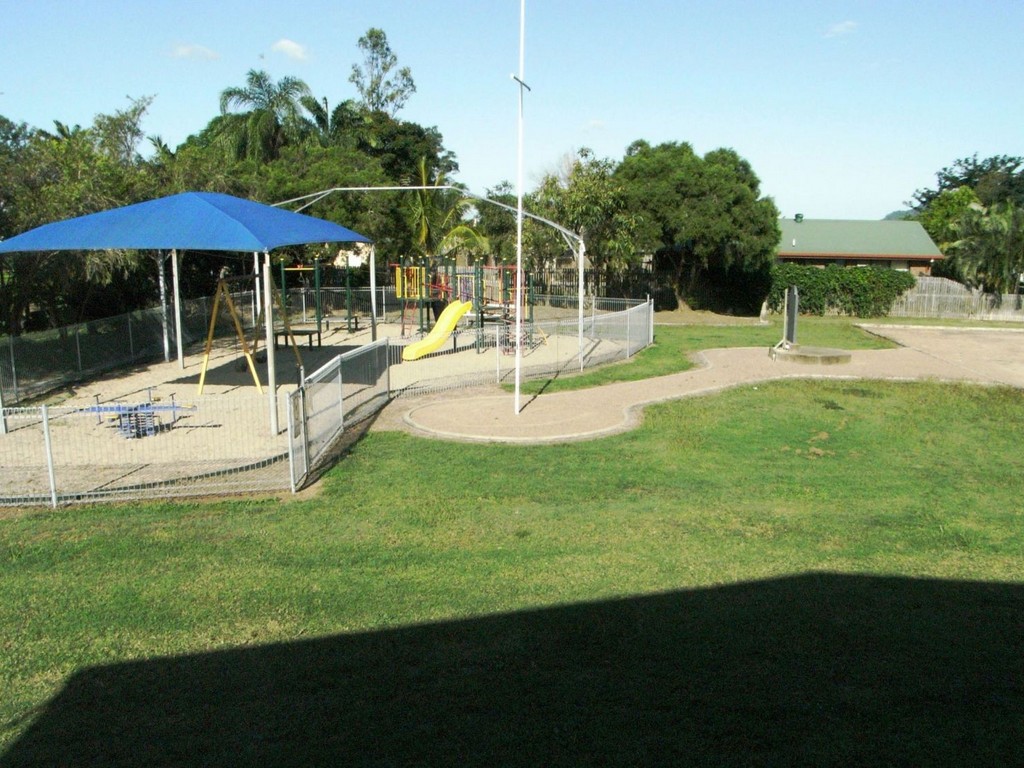 Anzac Park - Memorial on the right