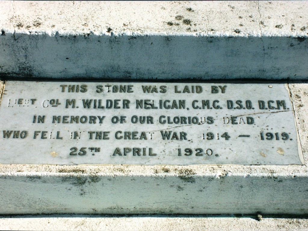 Photo of Murgon War Memorial (Digger)