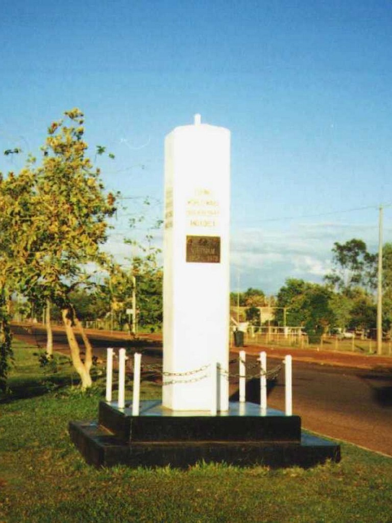 Normanton War Memorial - 2009
