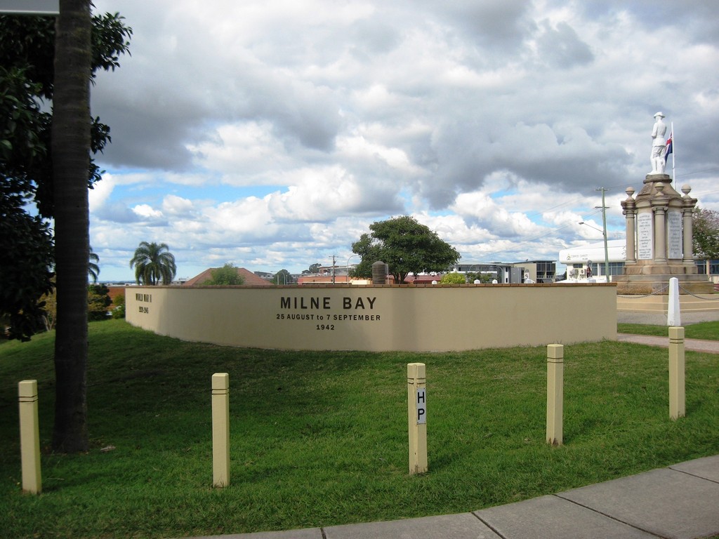 Nundah Milne Bay and WWII Memorial Wall - 2009