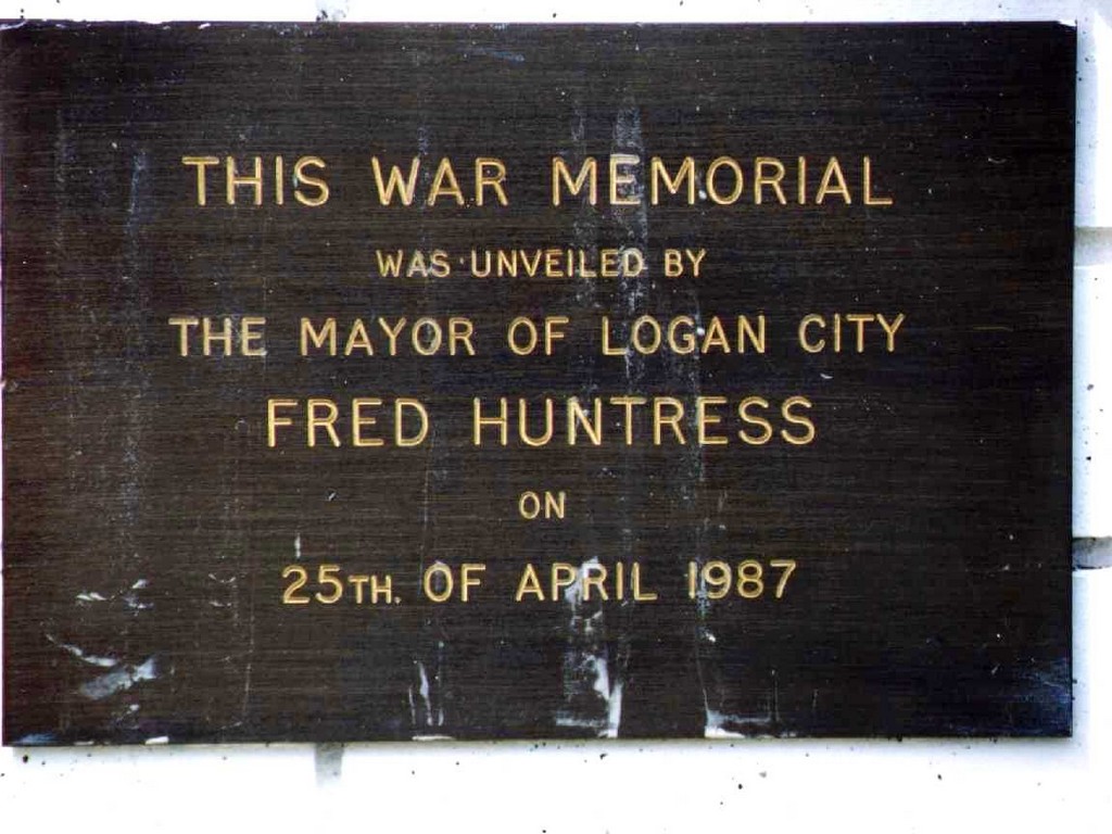 Park Ridge War Memorial - Plaque