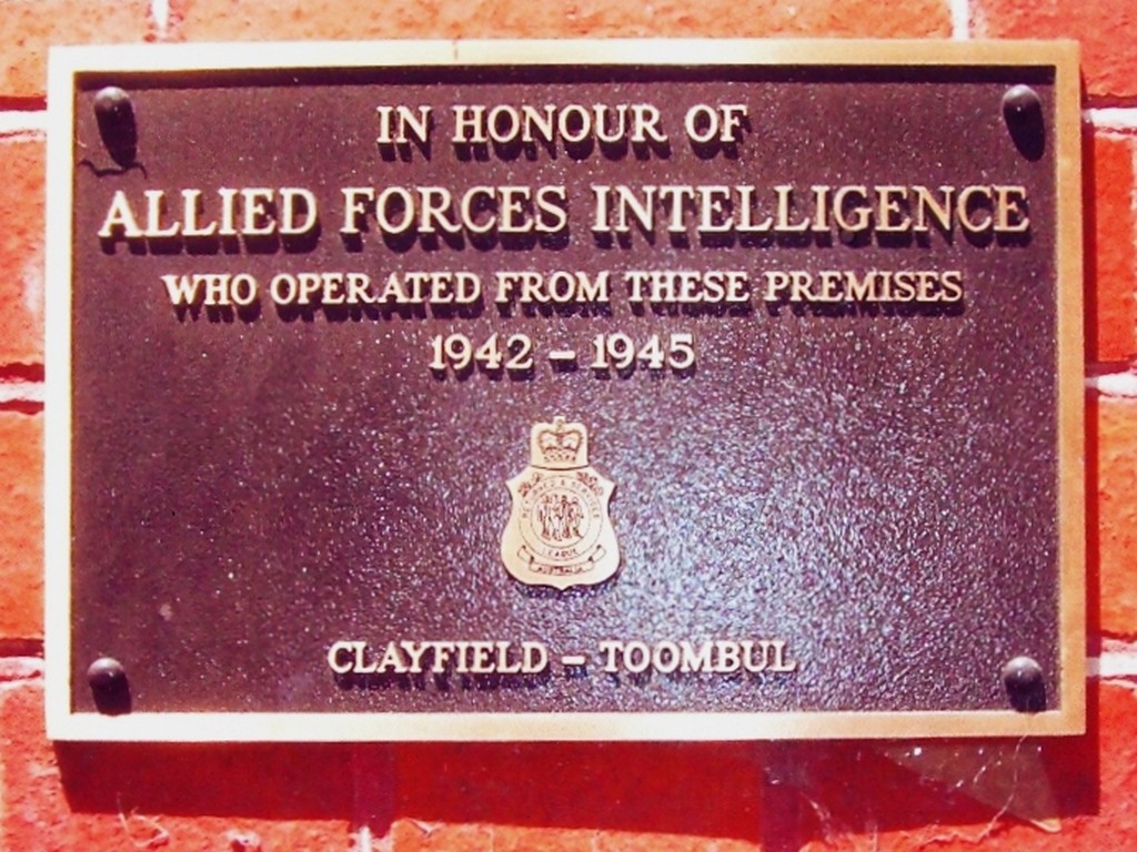 Allied Forces Intelligence Memorial Plaque, Ascot