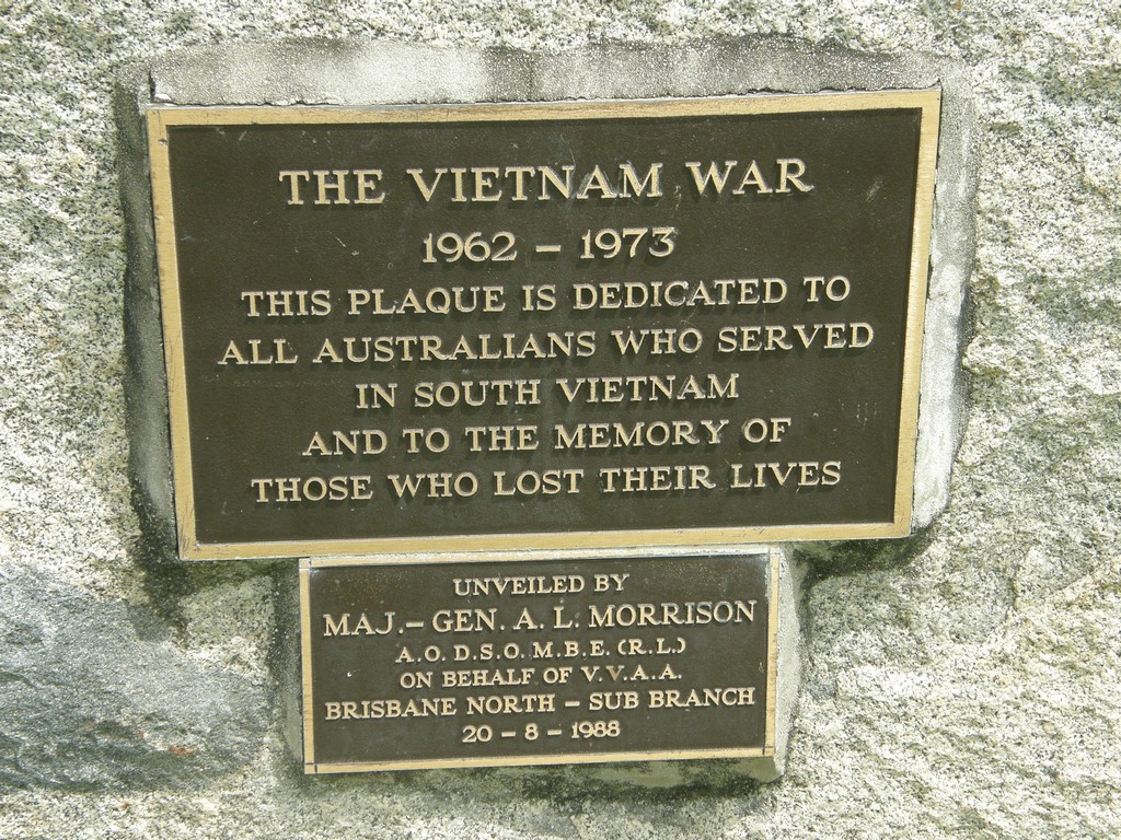 Pine Rivers Vietnam War Memorial - Plaques
