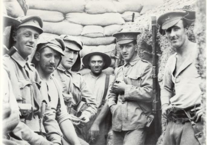 A black and white photo of members of the Australia and New Zealand Army Corps at Gallipoli